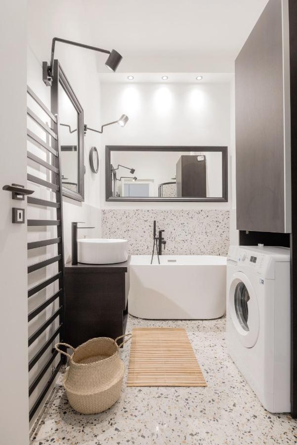 Apartamento Two-bedroom Next To Music Academy Budapeste